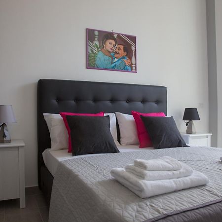 Vesuvius Luxury Suites Наполи Екстериор снимка