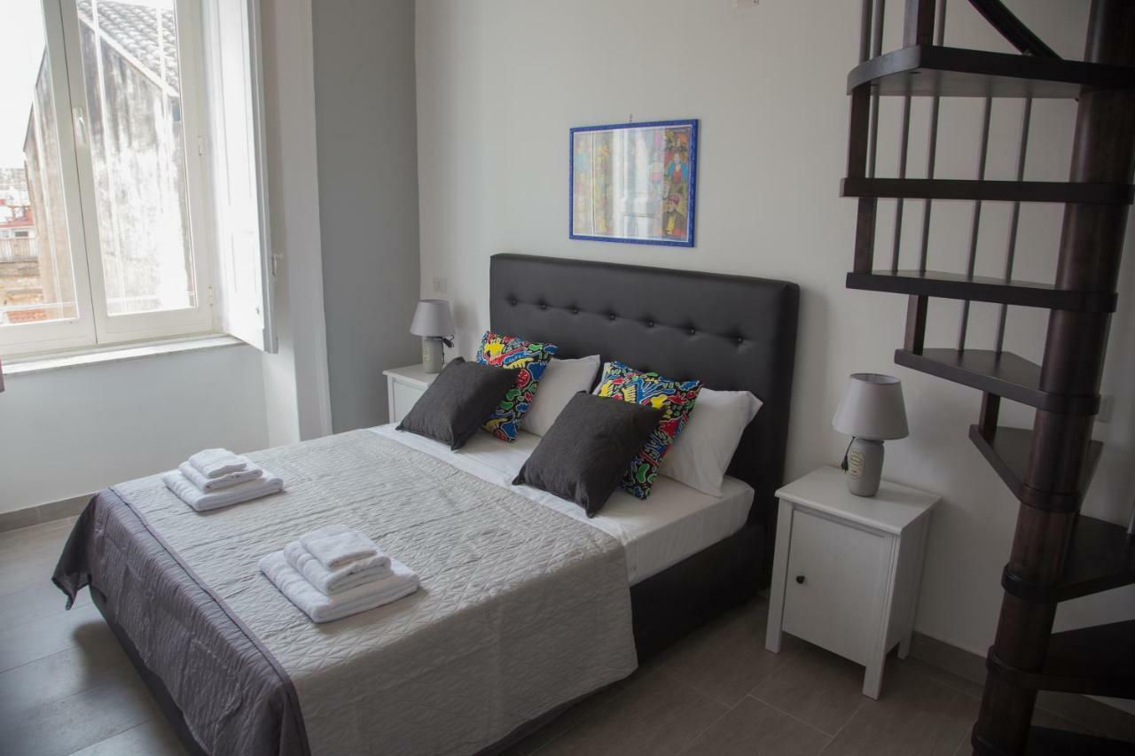 Vesuvius Luxury Suites Наполи Екстериор снимка