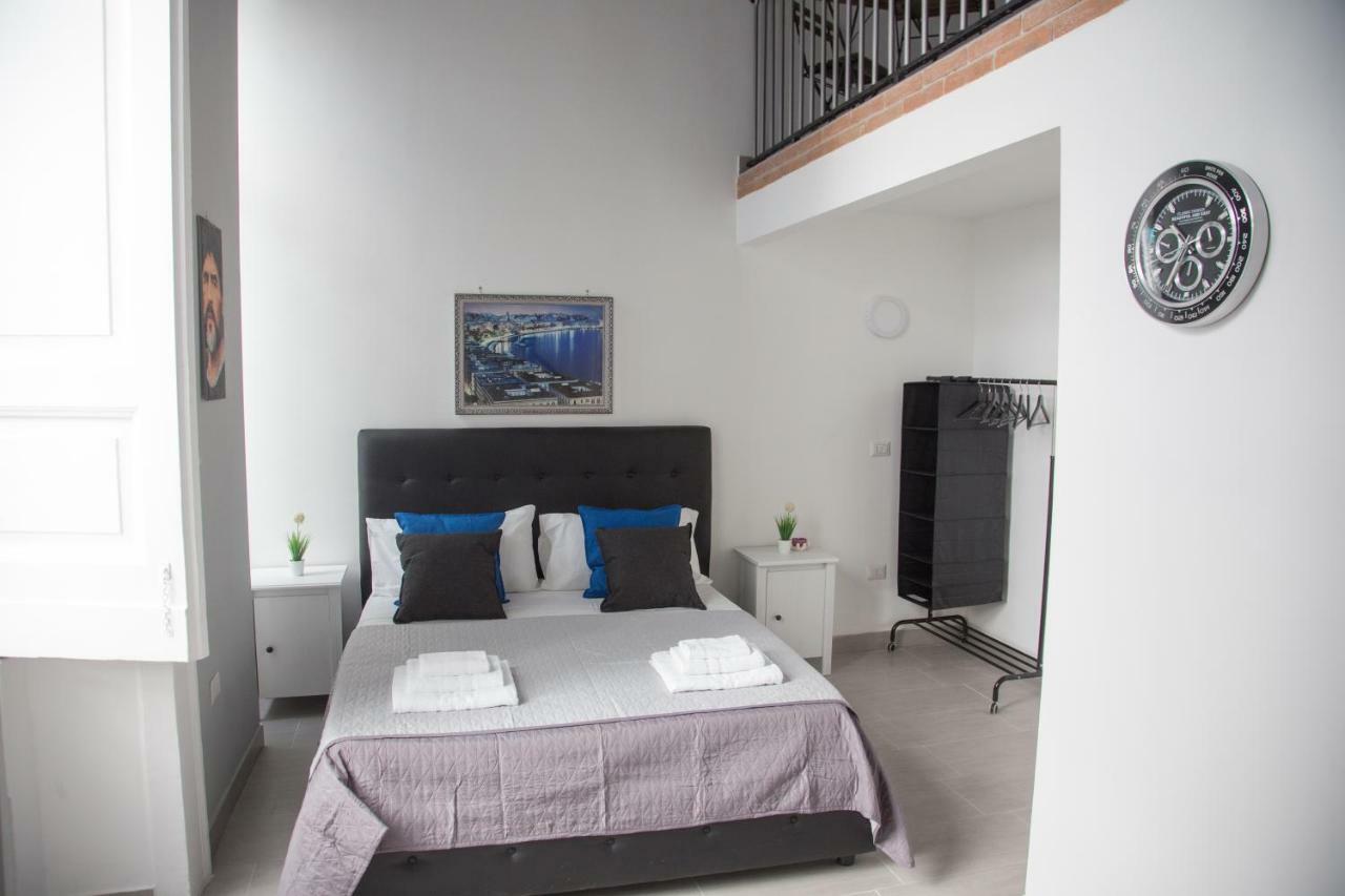 Vesuvius Luxury Suites Наполи Екстериор снимка