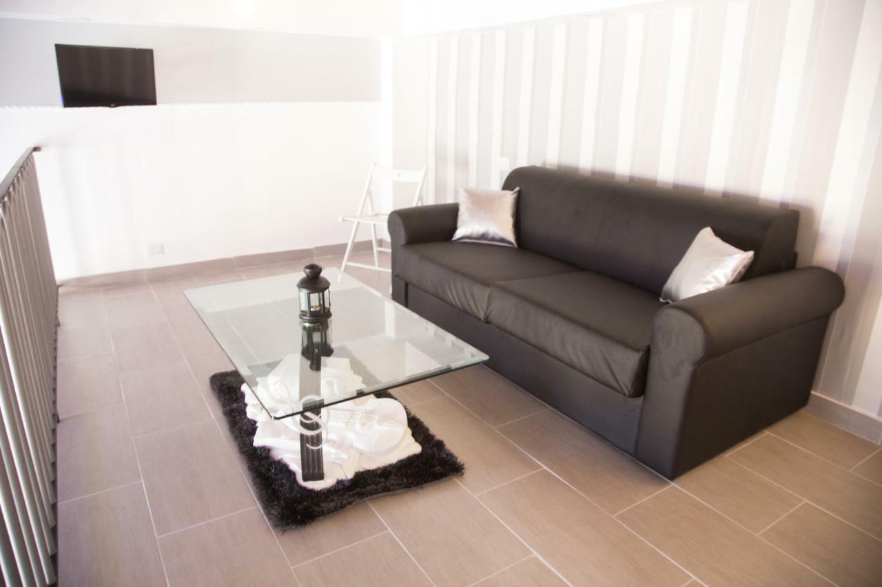 Vesuvius Luxury Suites Наполи Екстериор снимка