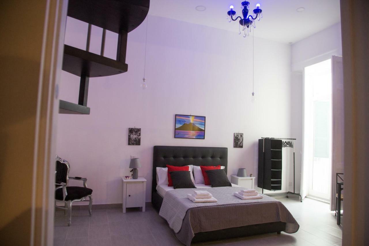 Vesuvius Luxury Suites Наполи Екстериор снимка