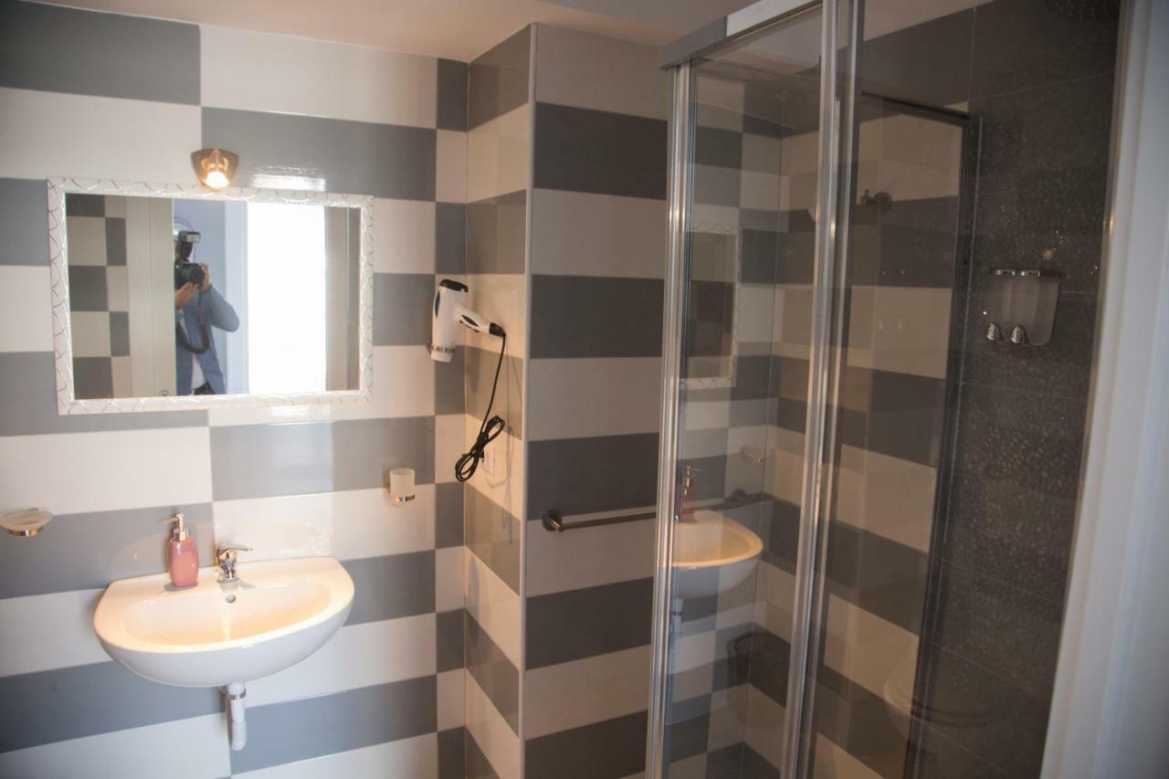 Vesuvius Luxury Suites Наполи Екстериор снимка