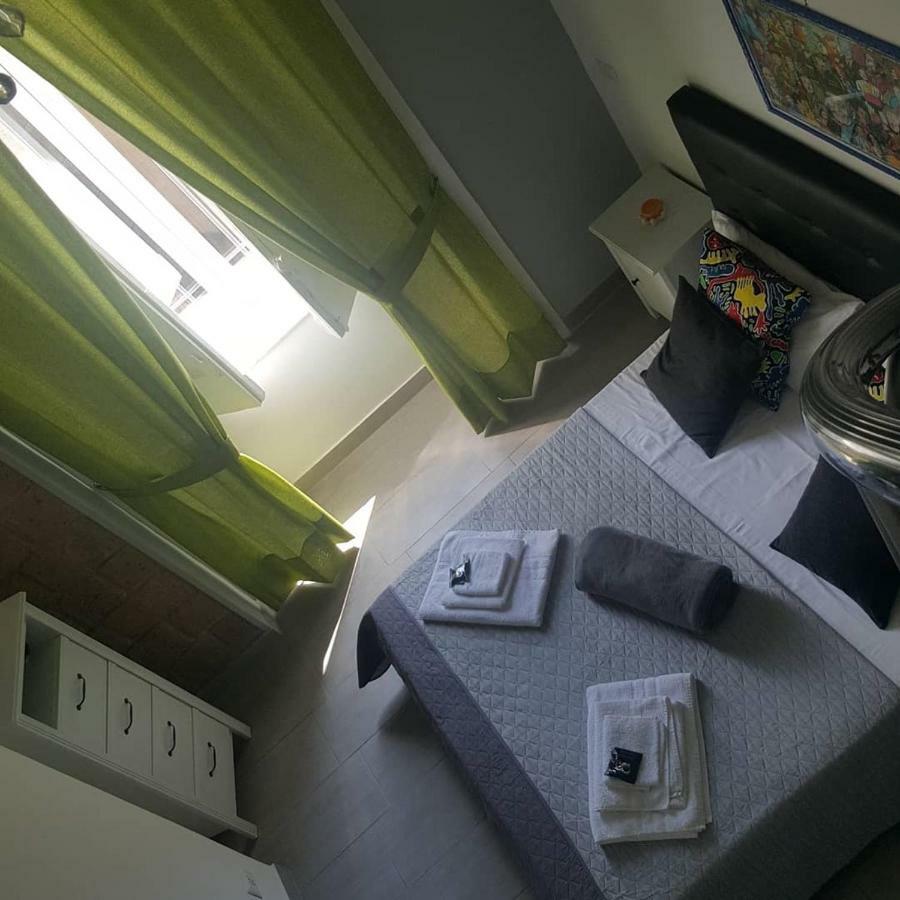 Vesuvius Luxury Suites Наполи Екстериор снимка